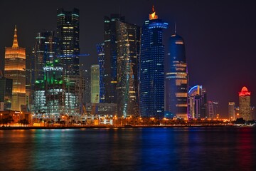 Fototapeta na wymiar Doha by night, Qatar - Sony a7R IV. 