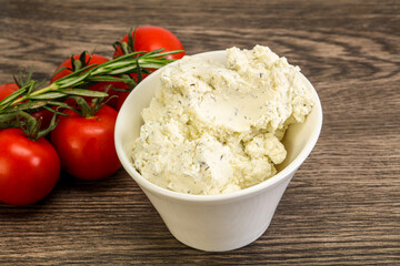 Soft cream cheese with herbs