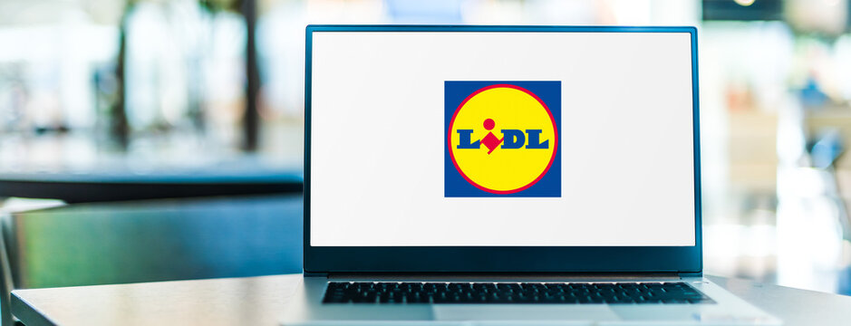 Zenuwinzinking Aja Sympathiek Laptop computer displaying logo of Lidl Stock Photo | Adobe Stock