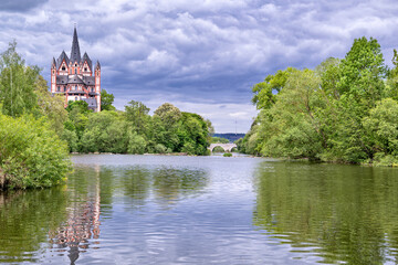 Fototapeta na wymiar river Lahn with cathedral in Limburg, Germany