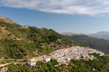Fototapeta na wymiar Municipio de Algatocín en la comarca del valle del Genal, Andalucía 