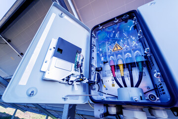 Opened voltage inverter at the back side of solar panel