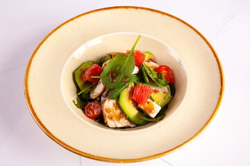 Avocado and poultry salad with sauce