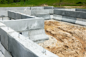 concrete block foundation construction for new house