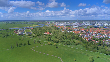 Fototapeta premium Kleinwittenberg/Piesteritz. Vogelperspektive.