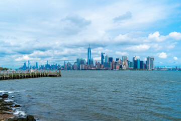 Obraz premium Views of the New York skyline from Statue of Liberty Island