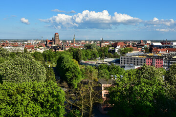 Panorama of the old town of Gdansk from Mount Gradowa, Poland  - obrazy, fototapety, plakaty
