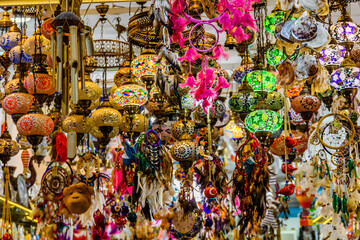 Naklejka premium Traditional turkish chandeliers for sale at the bazaar