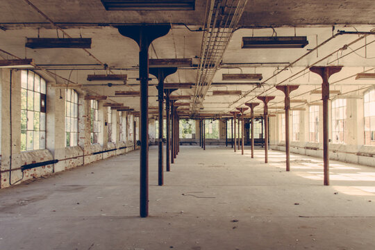 Anciennes usines Japy &agrave; Beaucourt. Des anciens b&acirc;timents industriels &agrave; l'abandon attendant une reconversion.