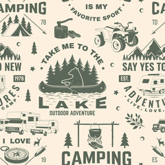 Summer camp seamless pattern or background. Vector Seamless scene with quad bike, tent, mountain, camper trailer and forest silhouette. Outdoor adventure background for wallpaper or wrapper. © sivvector