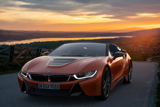 Hybrid BMW I8 Roadster