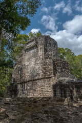 Fototapeta na wymiar the ruins of the ancient mayan city of hormiguero, campeche, Mexico