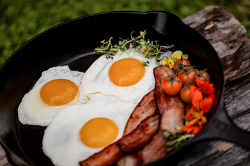 Sunny Side Eggs with Bacon in Cast Iron Pan