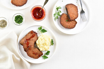 Meatloaf with mashed potato
