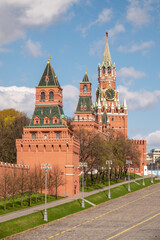 Fototapeta premium Spasskaya Tower of Moscow Kremlin on Red Square, Russia