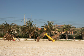 children's games on the italian beaches of Altidona