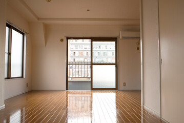 Empty apartment room for rent　賃貸アパートの空室