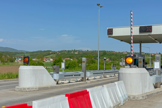 Open Ramp Toll Booth