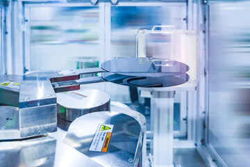 Silicone wafer in a tray with Automation system control application on automate robot arm