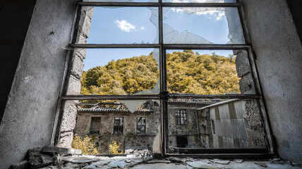 Urbex - Usine abandonnée dans le Tarn - Occitanie - France