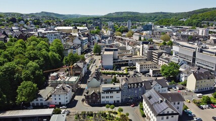 Fototapeta na wymiar Stadtansicht Siegen mit Universität am Unteren Schloss, Kreishaus und Einkaufscenter