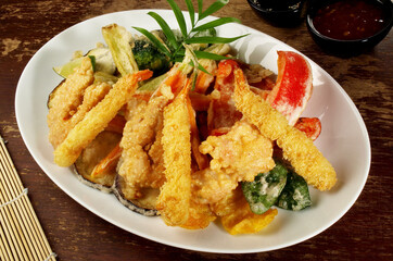 Fast Food - Vegetable Tempura with fried Shrimps and Dipping Sauce