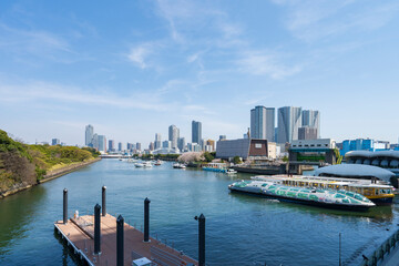 【東京都】都市風景 ウオーターズ竹芝と水辺の景観