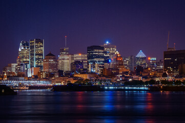 Fototapeta na wymiar Skyline de Montreal, Quebec, Canada.