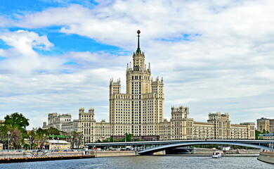 Fototapeta na wymiar architectural skyscraper in Moscow
