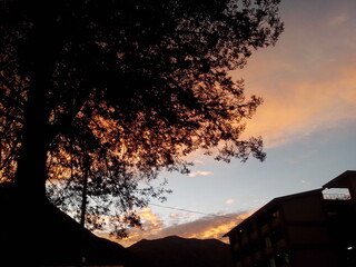Atardecer UNHEVAL
