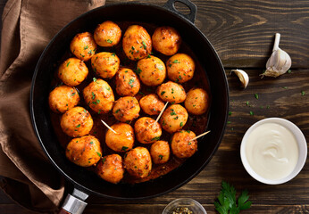 Bombay potatoes in frying pan