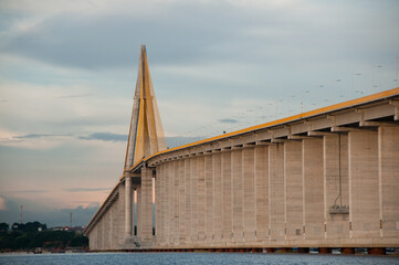 Ponte Ponte Jornalista Phelippe Daou, conhecida como ponte Rio Negro em Manaus no Norte do Brasil no estado do Amazonas. 