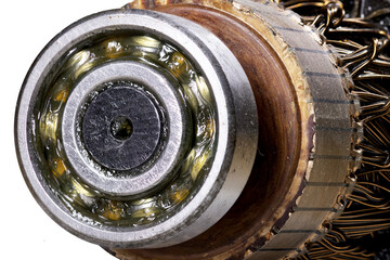 Ball bearing on the motor rotor. Copper motor winding.