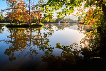 大沼国定公園紅葉の大沼湖畔