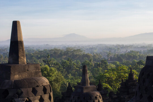 Budist temple with a view