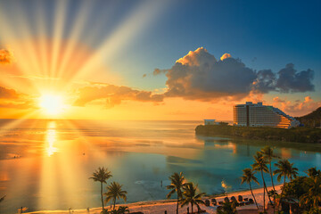 グアム島・タモン湾の美しいサンセット