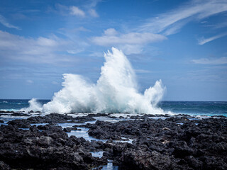 Vagues Houle rocher île de la réunion Océan Indien