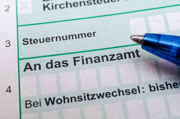Fototapeta premium Finanzamt Steuererklärung einreichen