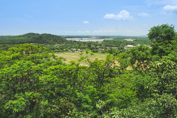 Fototapeta na wymiar Beautiful scenery at Rayong city view point.