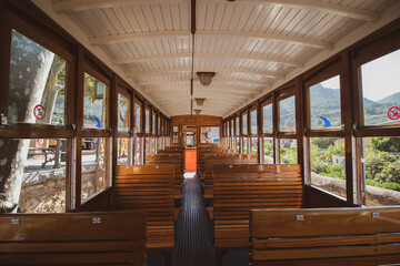 old tram, port de soller