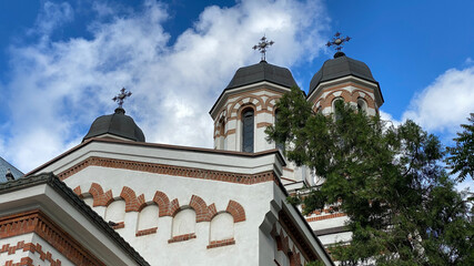 Fototapeta na wymiar Classical old romanian christian orthodox church