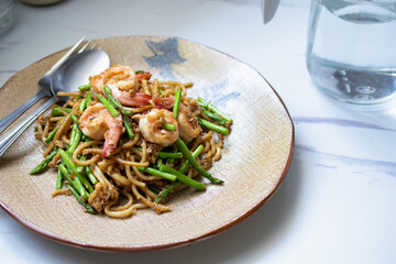 Fried Hokkien Noodles with Asparagus and Shrimp
