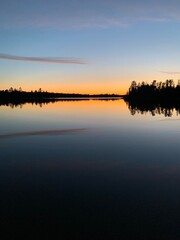 Obraz premium sunset on lake