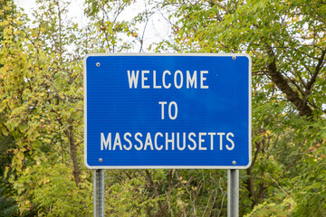 welcome sign to Massachusetts - obrazy, fototapety, plakaty