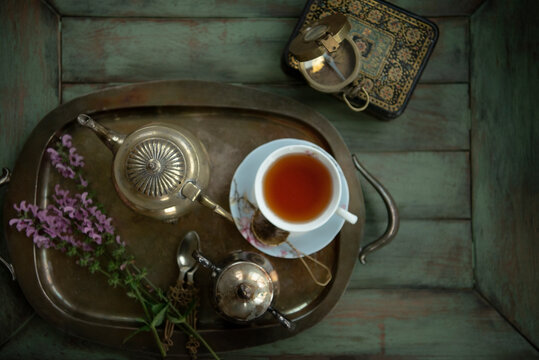 Tea time - old world charm 