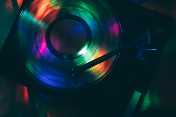 Turntable play vinyl record with light show effects