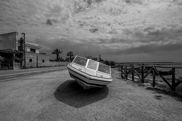 2021 05 29 Marsala motorboat parked