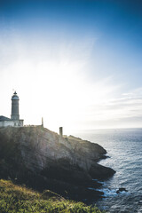 Faro en el mar cantábrico
