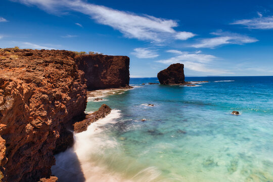 Sweetheart Rock On Lanai Hawaii 