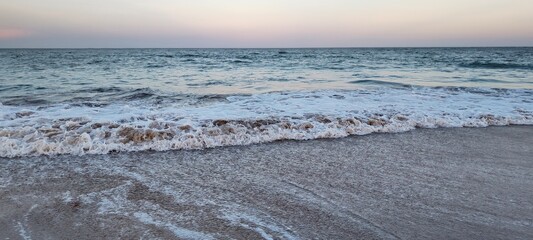 Obraz premium sunset over the beach